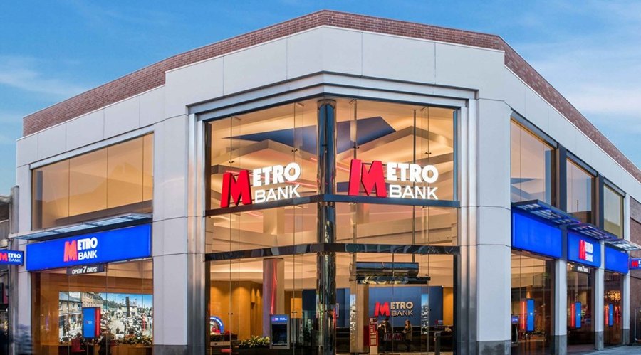 崔东树:2025年1-6月中国汽车出口348万辆 新能源汽车占比41%