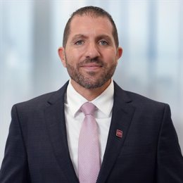 英特尔(INTC.US)高层变动:制造部门三名高管将退休