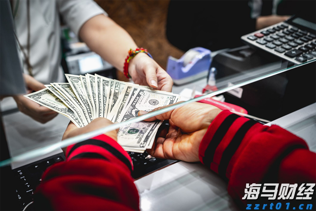 重拳整治电动车乱停乱放